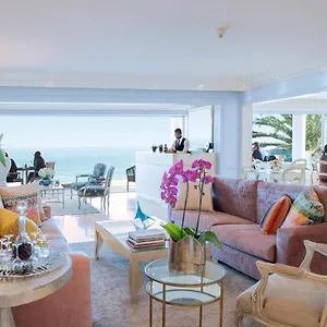 The Clarendon - Bantry Bay Hotel